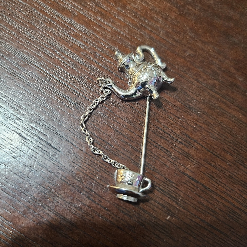 Avon Silver Teapot and Teacup Brooch